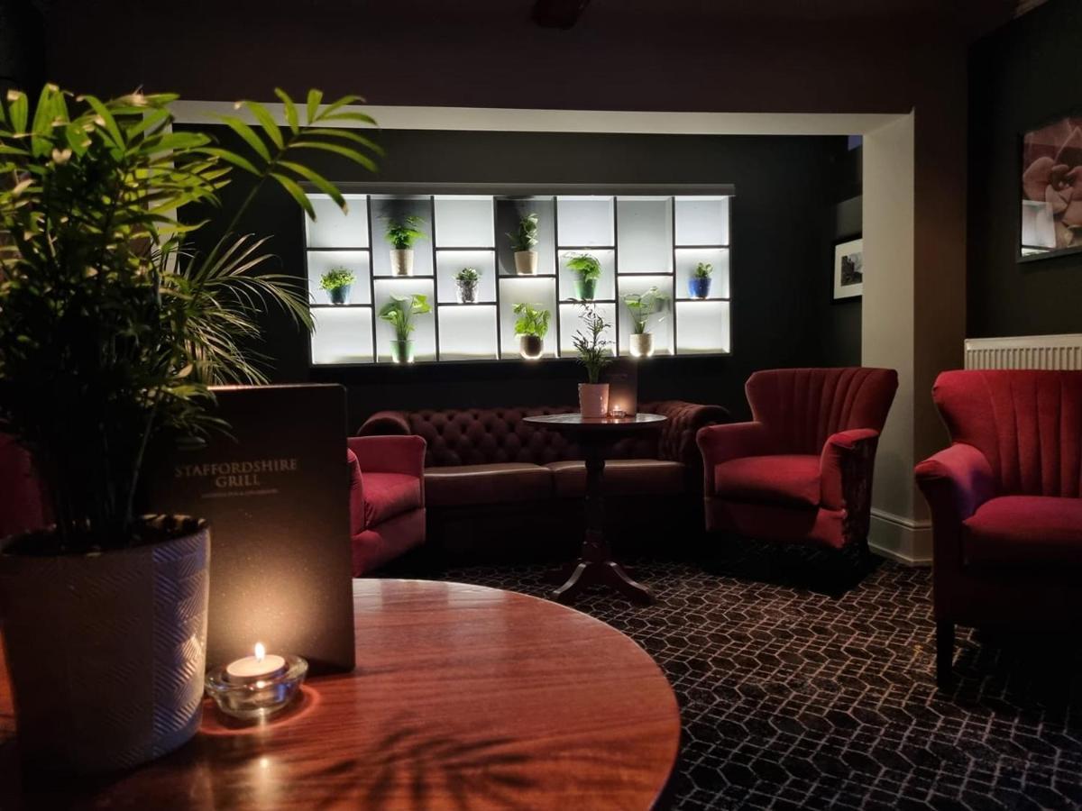 The Lion Hotel Brewood المظهر الخارجي الصورة