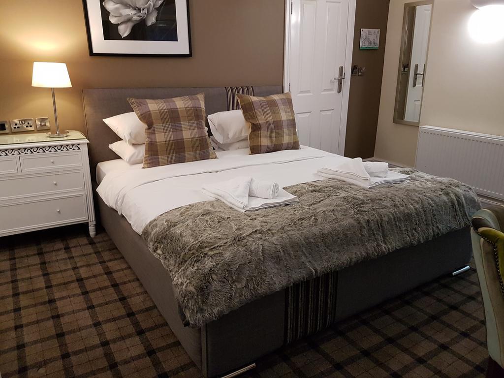 The Lion Hotel Brewood المظهر الخارجي الصورة