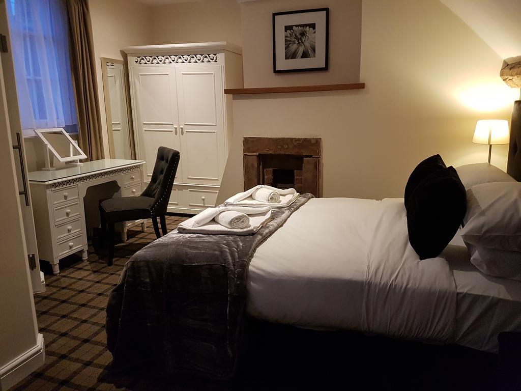 The Lion Hotel Brewood المظهر الخارجي الصورة