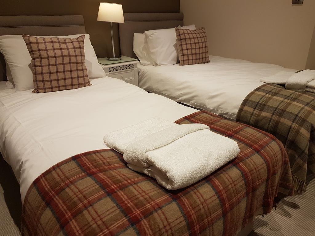 The Lion Hotel Brewood المظهر الخارجي الصورة