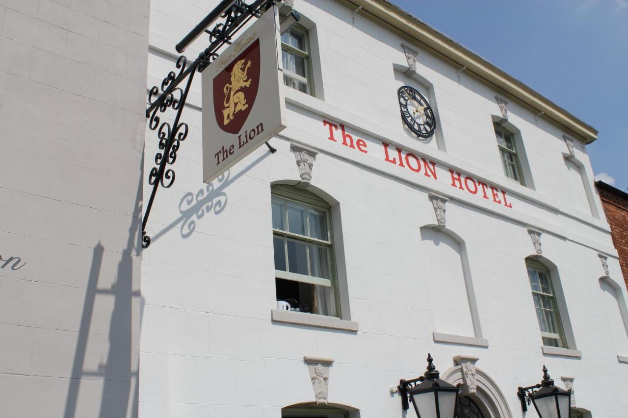 The Lion Hotel Brewood المظهر الخارجي الصورة